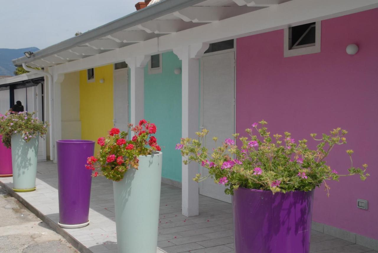 Hotel Marechiaro Paestum Extérieur photo